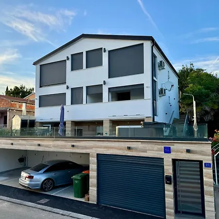 Apartment S&v Maslenica