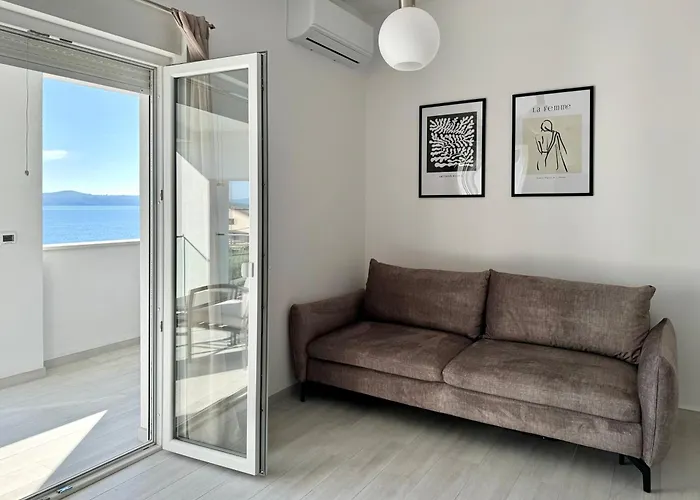 Apartment S&v