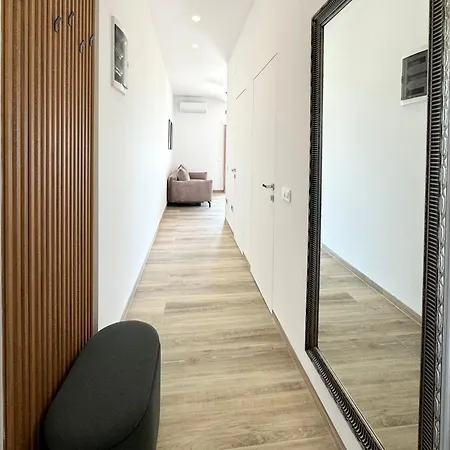 S&v アパート マスレニツァ